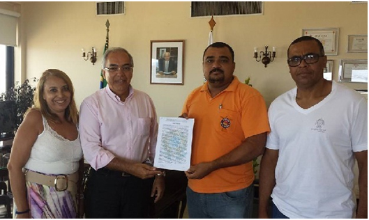 Sindicato dos Trabalhadores Químicos de São Gonçalo recebem sua carta sindical