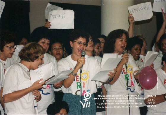 Um dos momentos marcantes de Nair Goulart ao longo de sua trajetória de lutas: 7ª Conferência Mundial das Mulheres