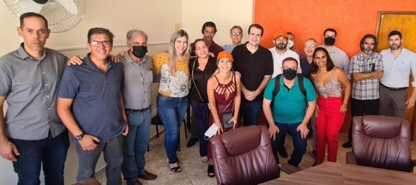 FOto com deputado Aureo